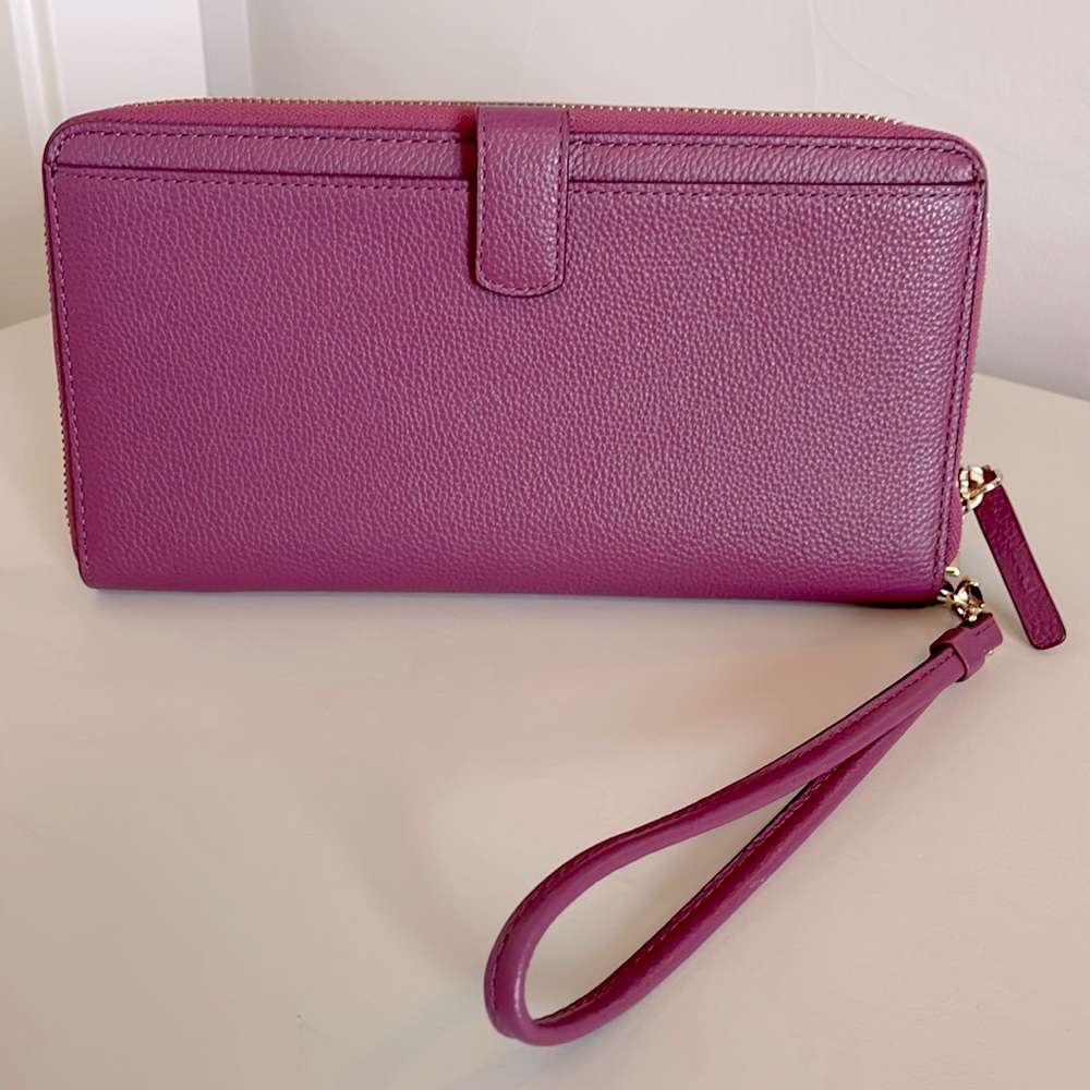 TUMI | Travel Wallet - Hibiscus - Picture 2 of 13